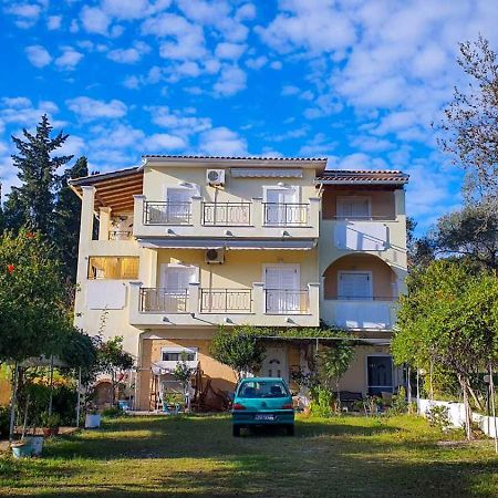 Scorpios Apartments Dassia  Buitenkant foto