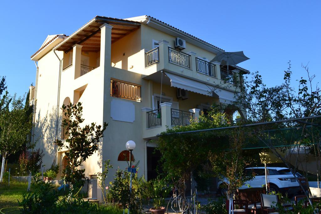 Scorpios Apartments Dassia  Buitenkant foto